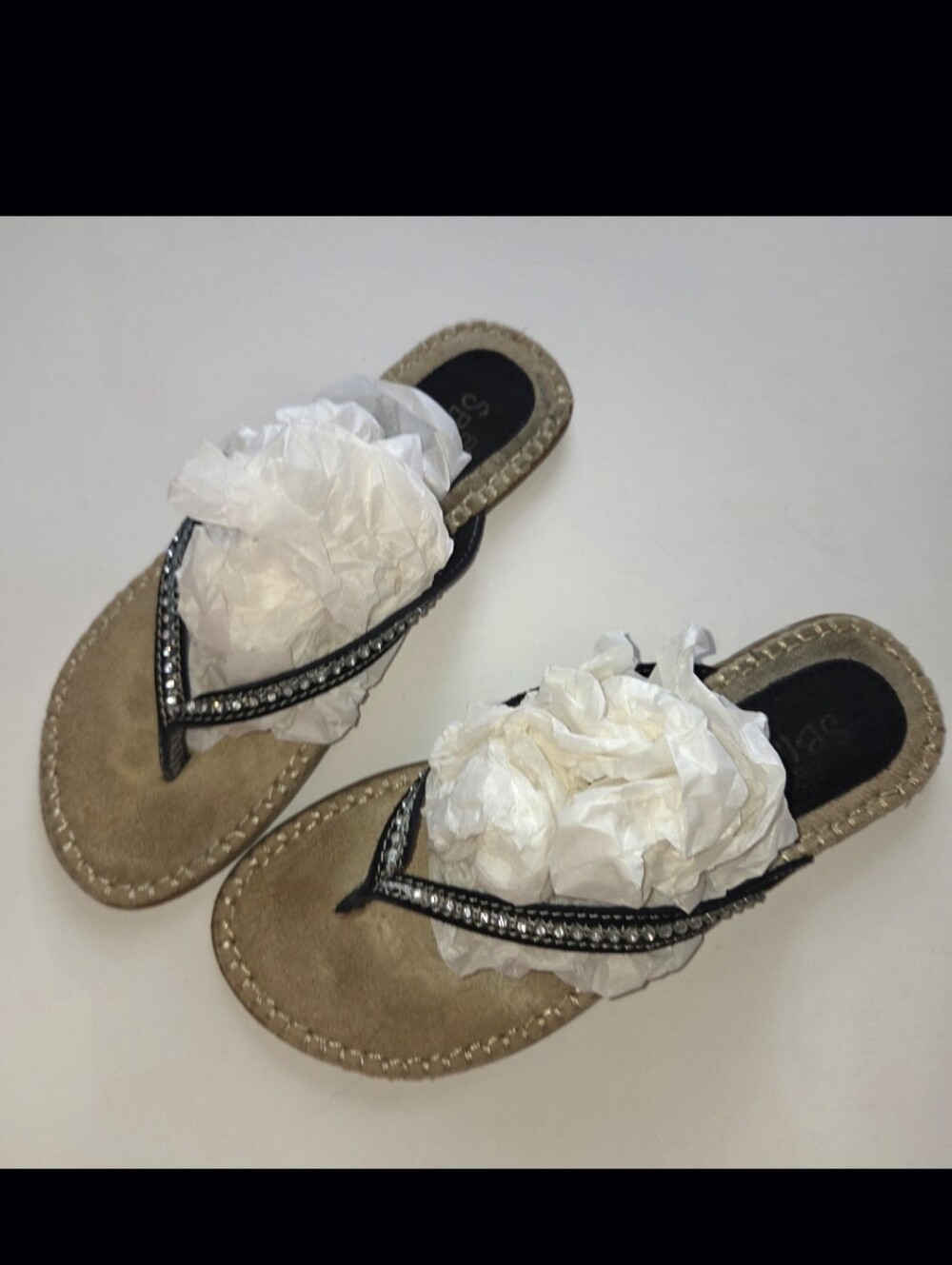 SBICCA of California Maui Sandals Rhinestone Flip Flops In Box